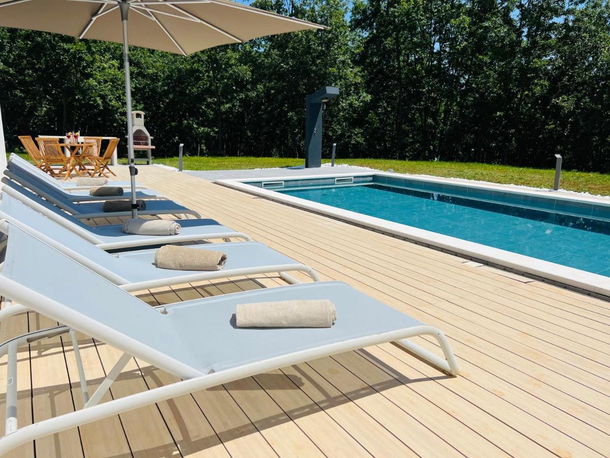 Vila Prisunca Jacuzzi & Swimming Pool Pazin Exteriér fotografie