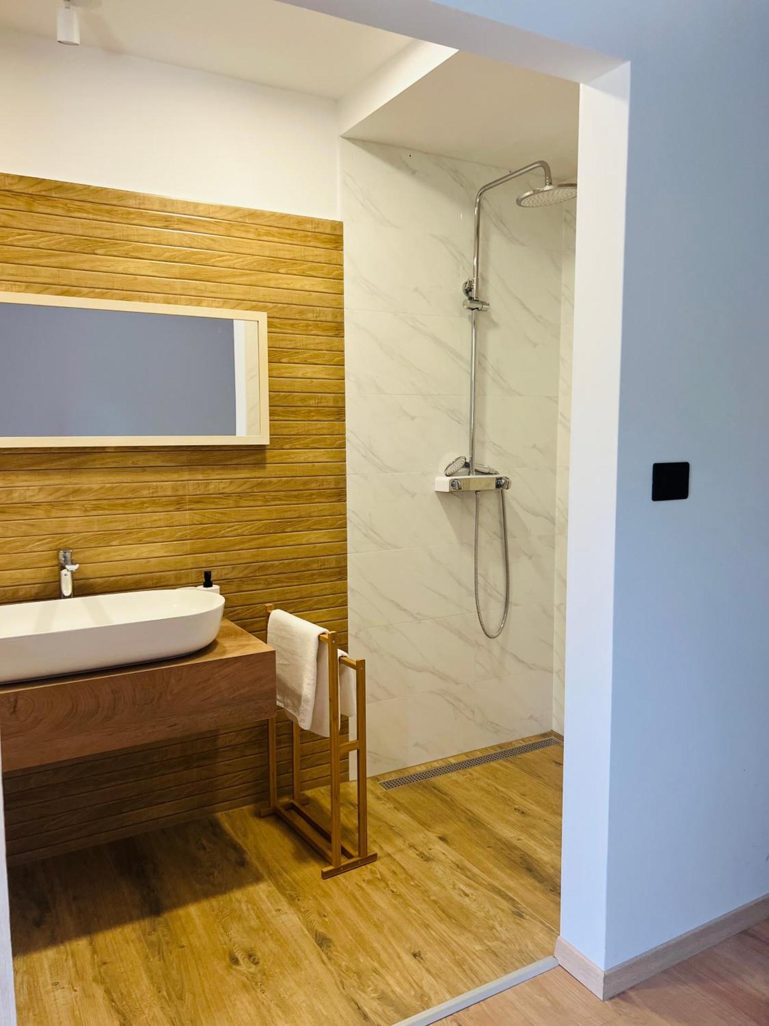 Vila Prisunca Jacuzzi & Swimming Pool Pazin Exteriér fotografie